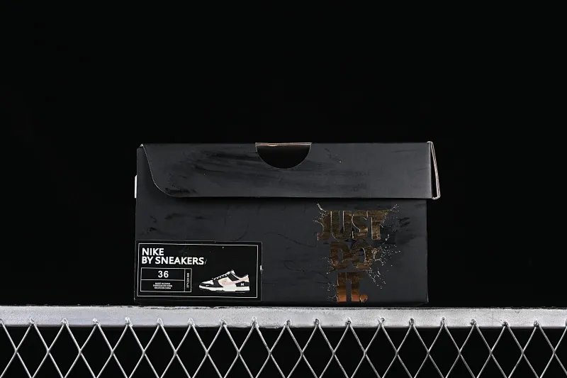 All categories Nk SB Dunk series Nk SB Dunk Low low-top sneakers Nk SB Dunk Low bow tie black and white pink low-top casual sneakers BP1220-009